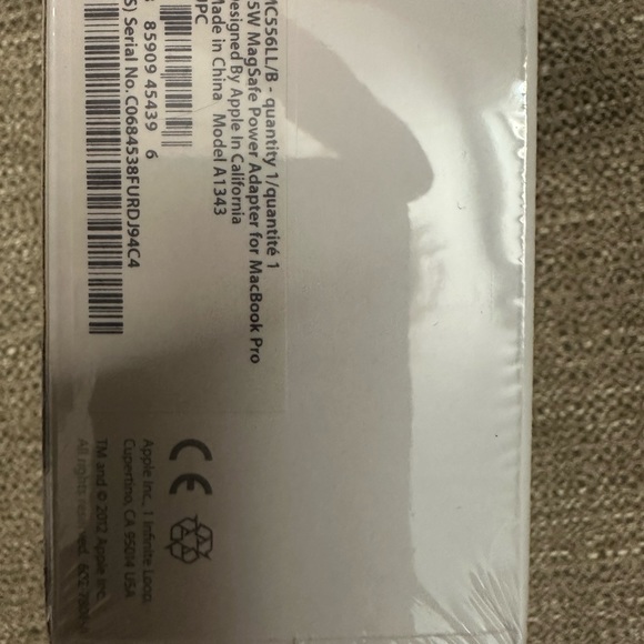 NWT Unopened APPLE Mag Safe Power Adapter - Picture 4 of 5